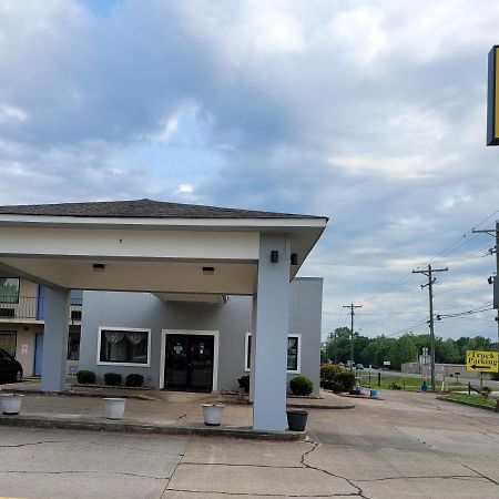 Super 8 By Wyndham Arkadelphia Caddo Valley Area Екстер'єр фото
