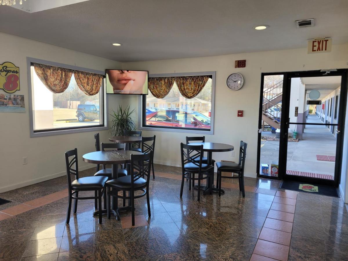 Super 8 By Wyndham Arkadelphia Caddo Valley Area Екстер'єр фото