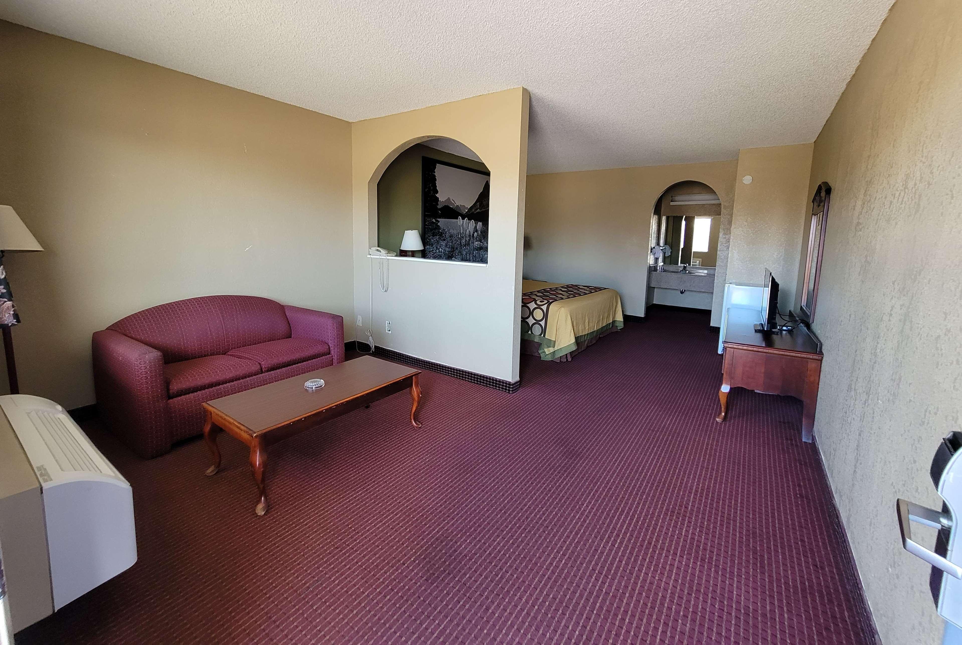 Super 8 By Wyndham Arkadelphia Caddo Valley Area Екстер'єр фото