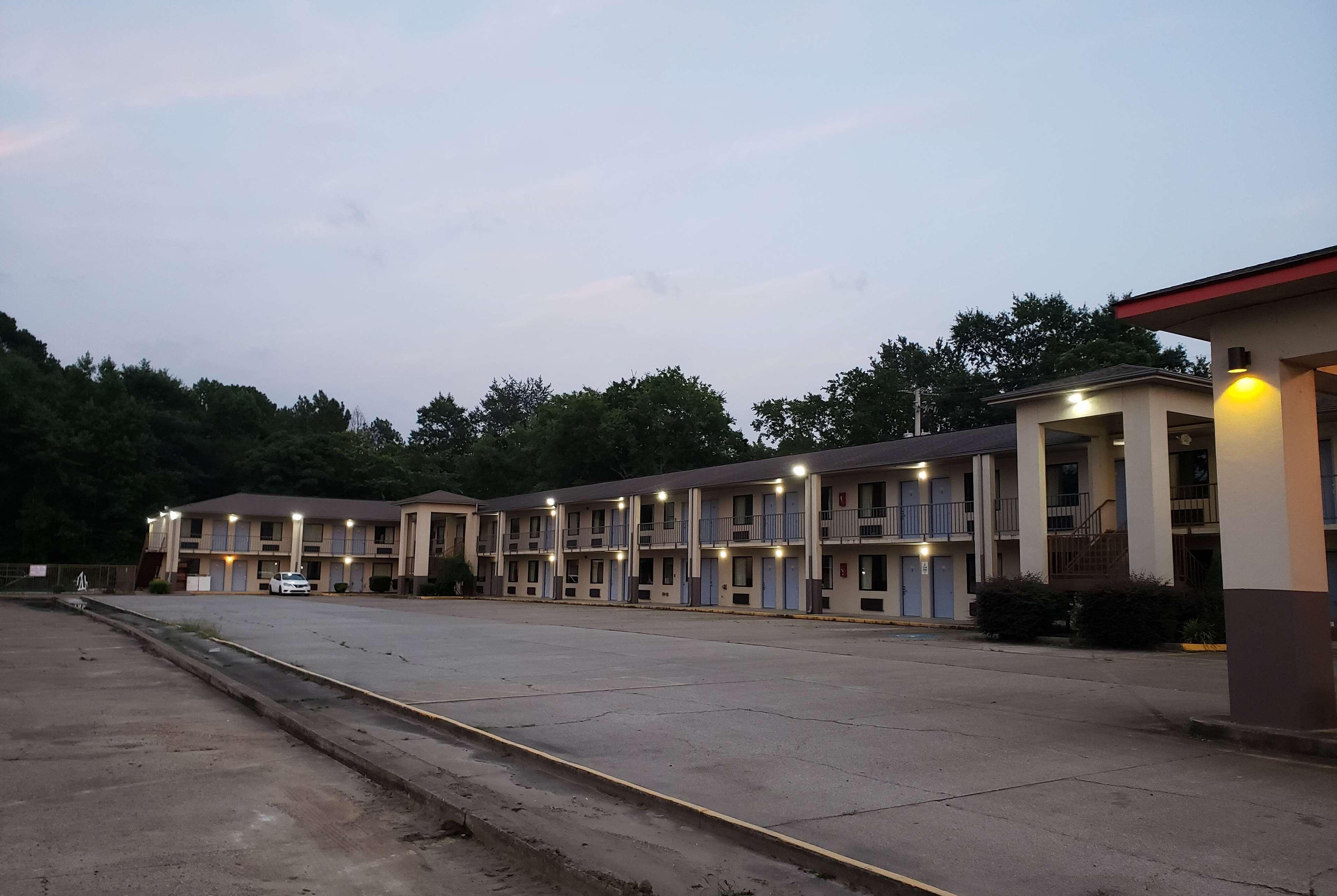 Super 8 By Wyndham Arkadelphia Caddo Valley Area Екстер'єр фото